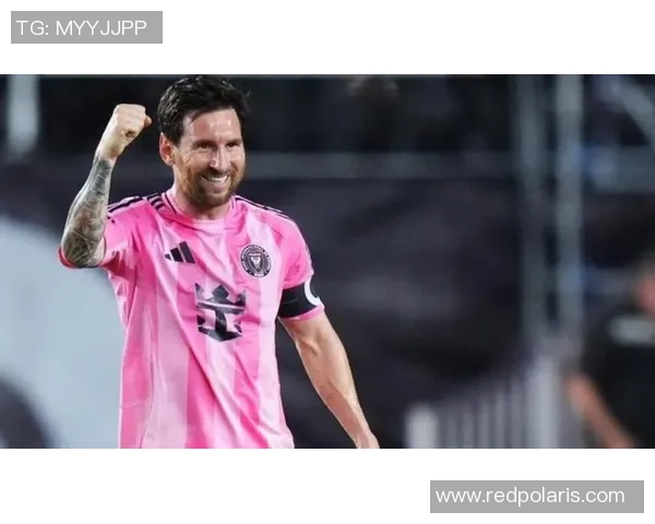 足球明星喜迎新生儿他的儿子将继承父亲的足球梦想